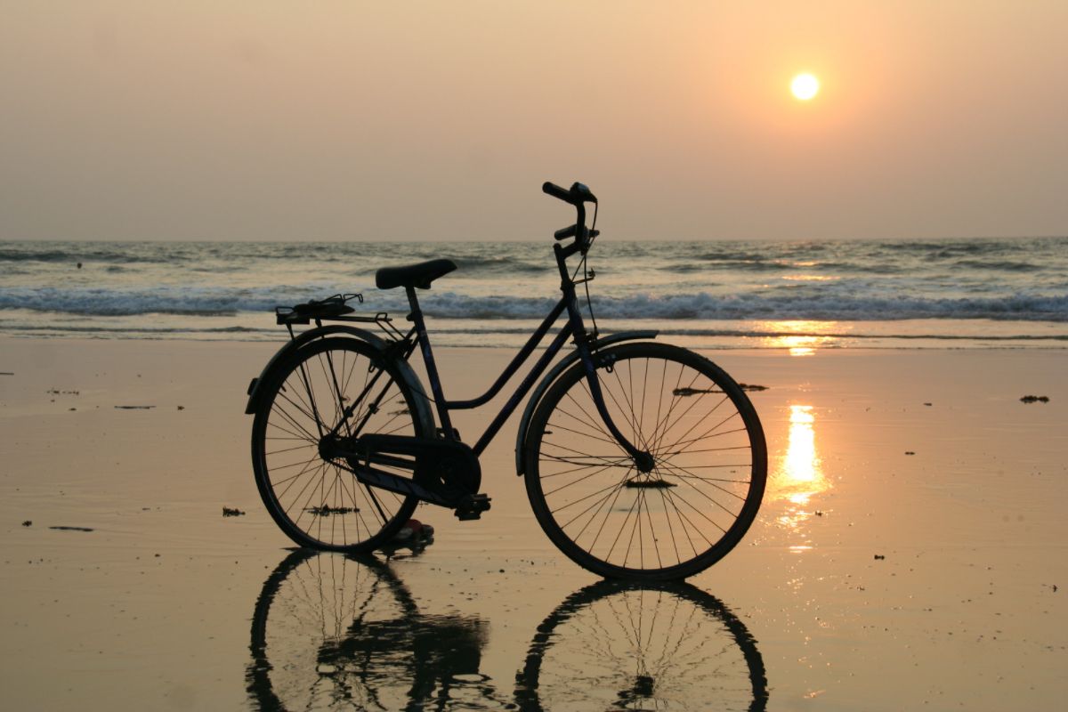 explore north goa by bicycle